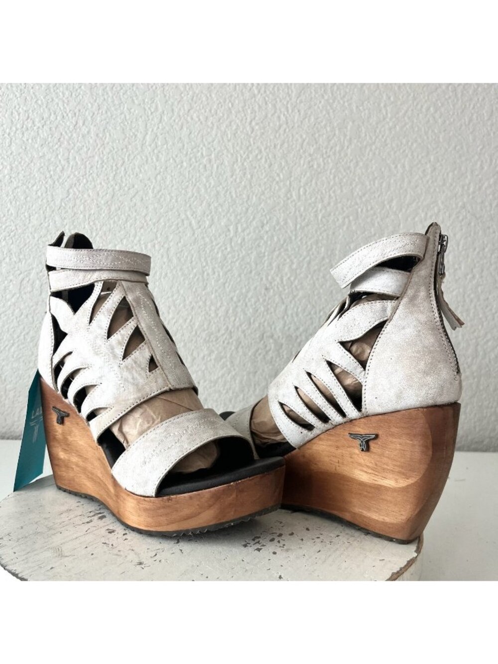 Lane Boots BECCA Womens White Leather Wedges Western Sandals Wooden Heel Size 5